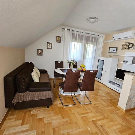 Apartment Majetic Gornji Vaganac Esterno foto