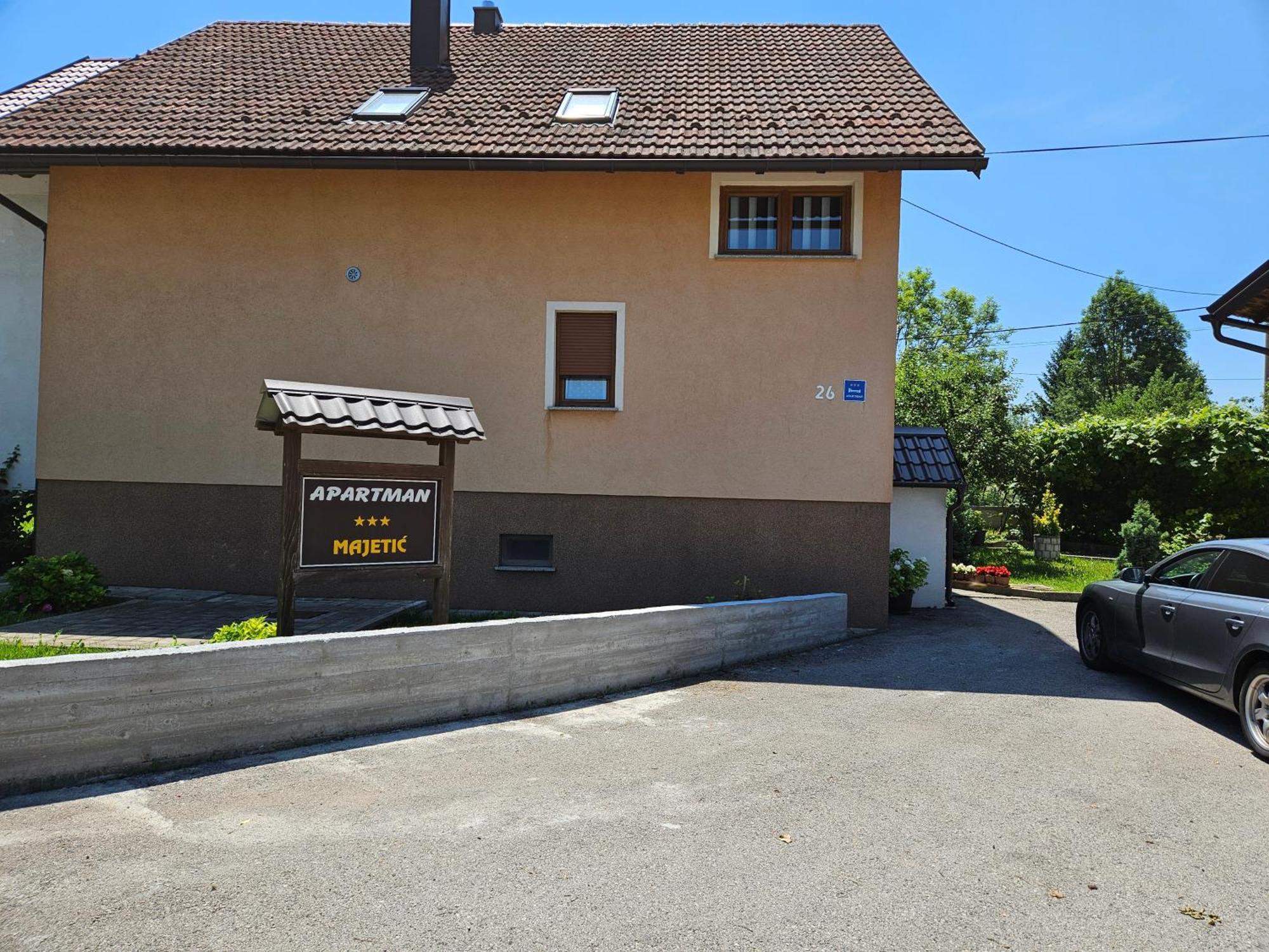 Apartment Majetic Gornji Vaganac Esterno foto