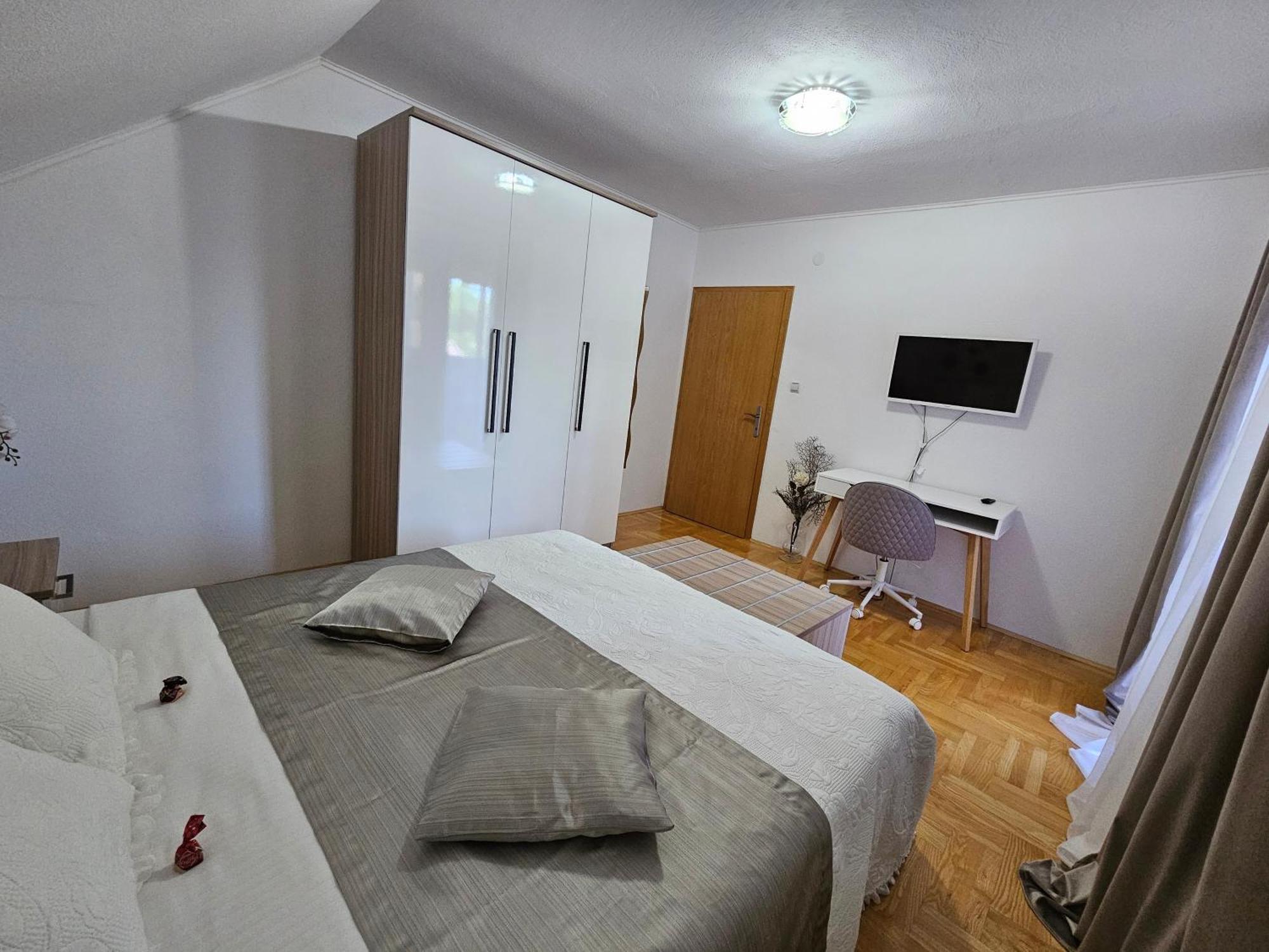Apartment Majetic Gornji Vaganac Esterno foto