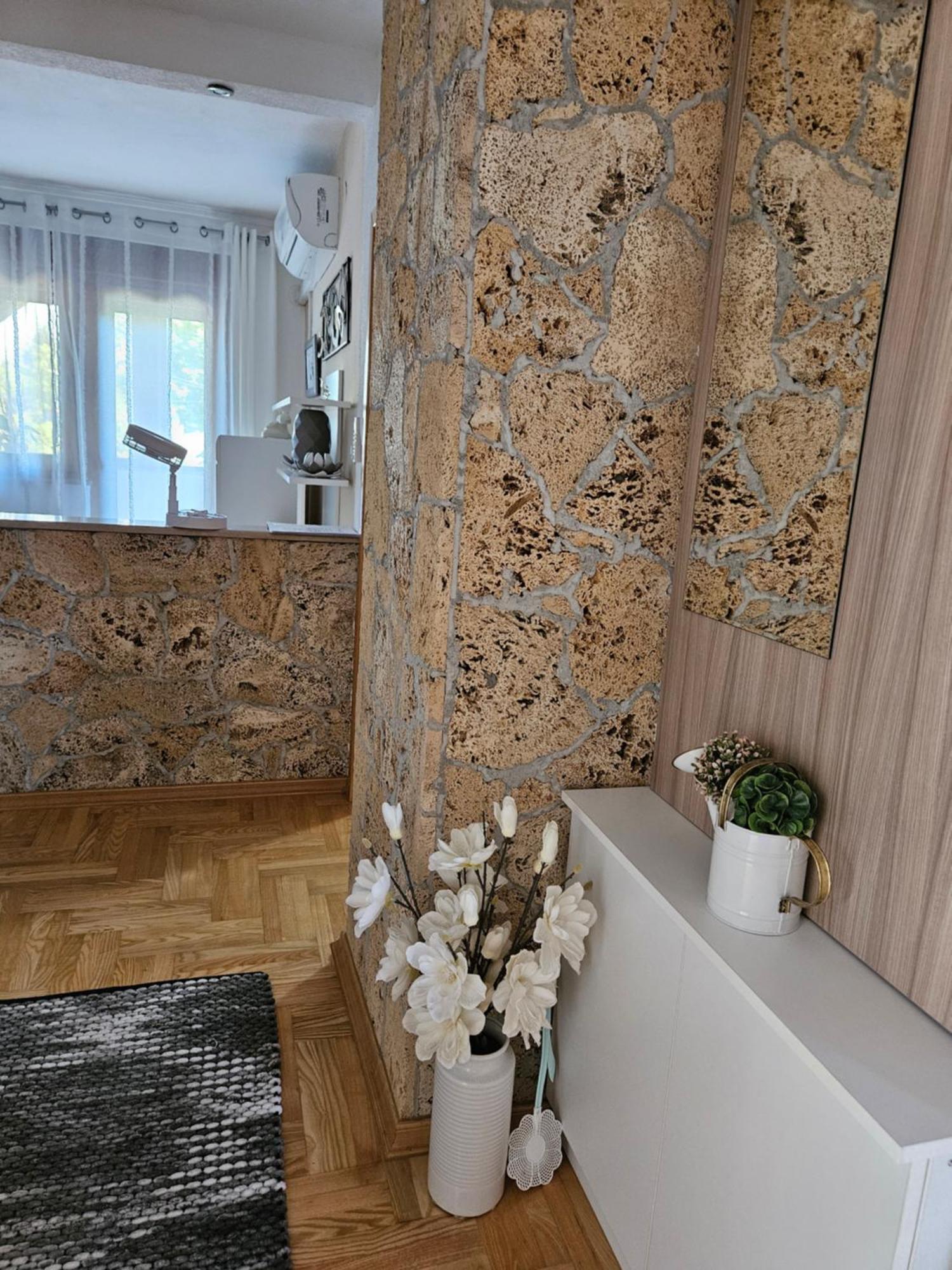 Apartment Majetic Gornji Vaganac Esterno foto