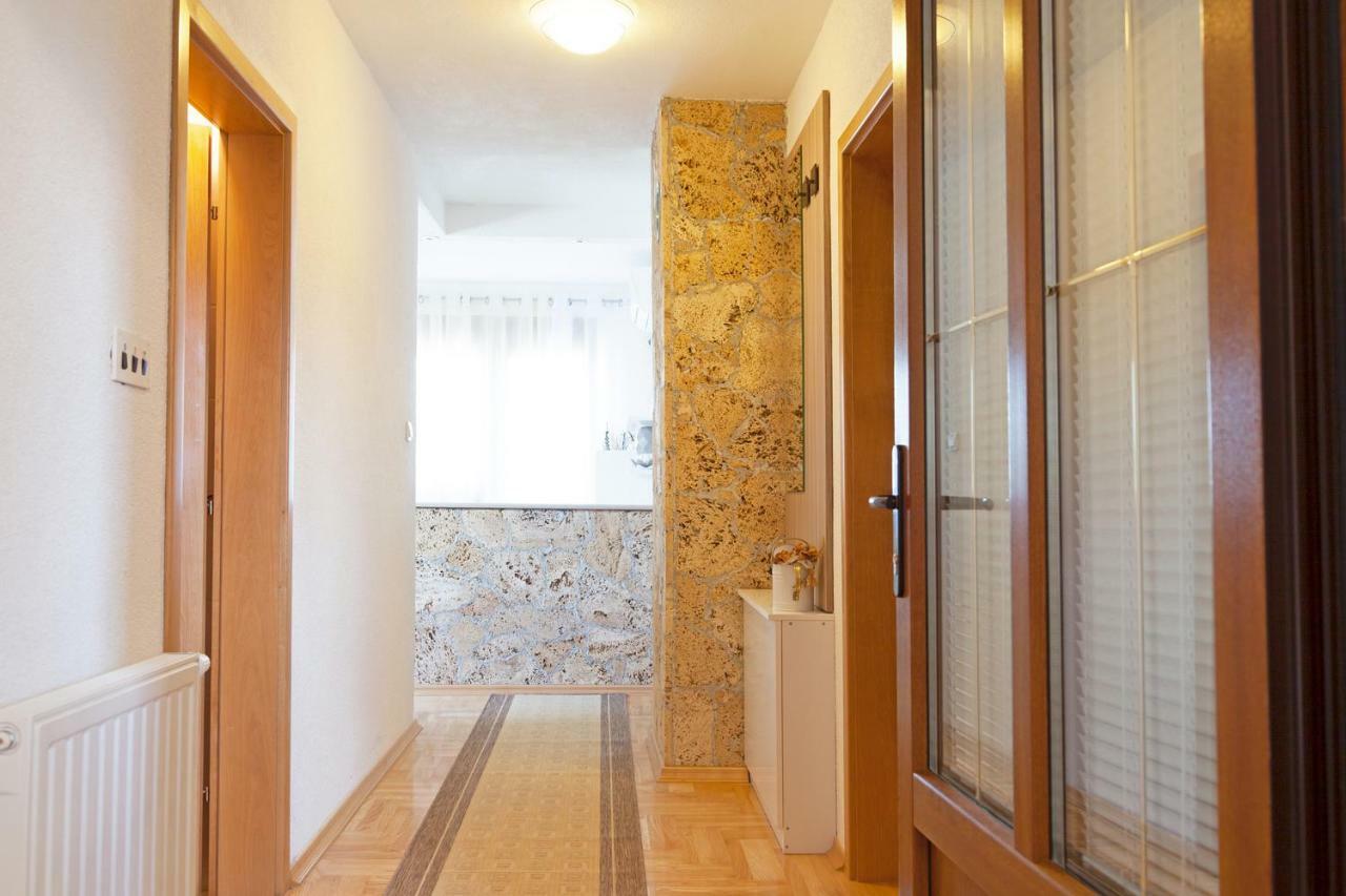 Apartment Majetic Gornji Vaganac Esterno foto